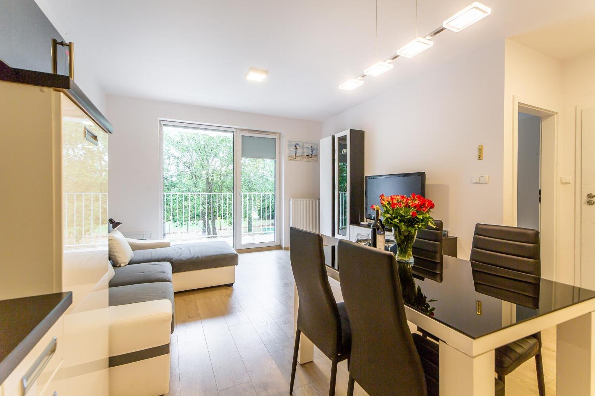 Feniks Spa Apartments 2 By Jantar Apartamenty كولوبرزيغ الغرفة الصورة