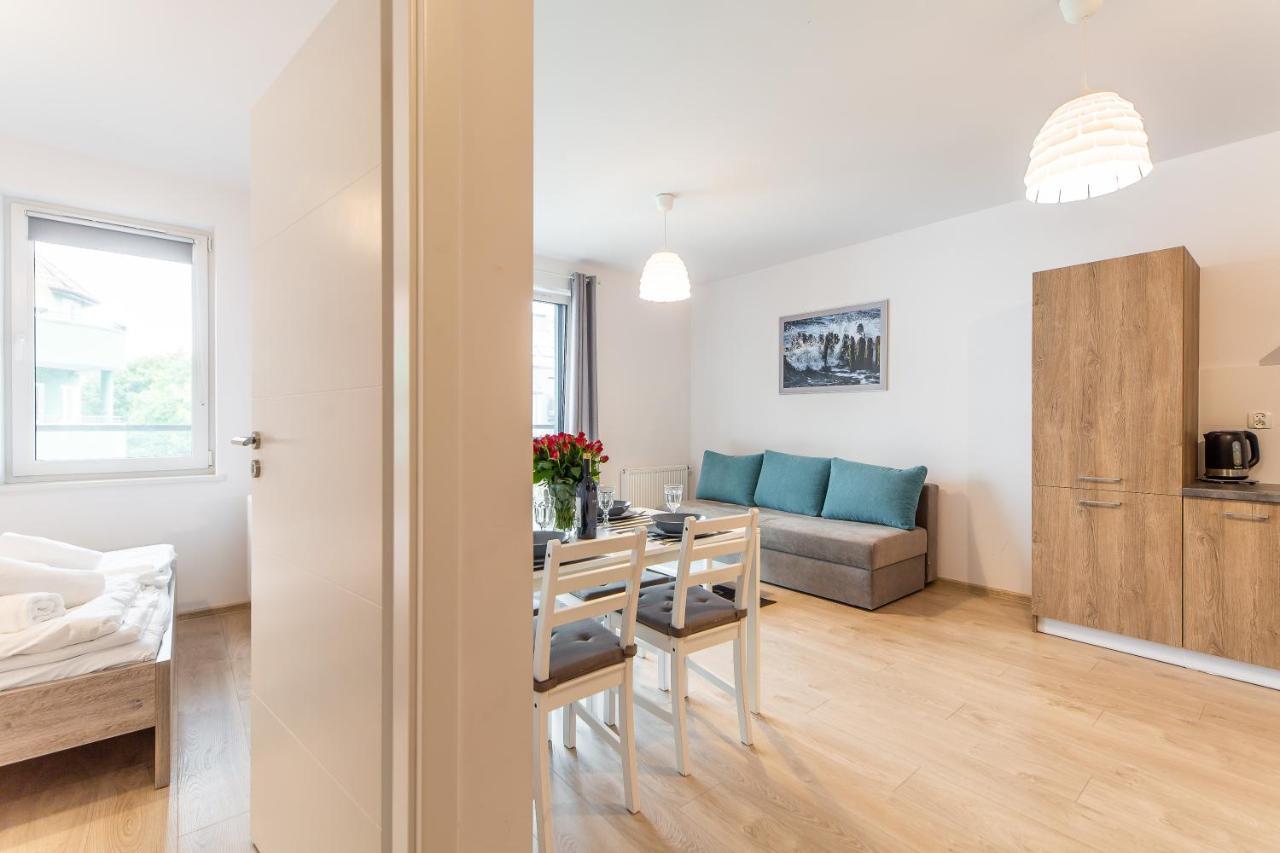 Feniks Spa Apartments 2 By Jantar Apartamenty كولوبرزيغ الغرفة الصورة